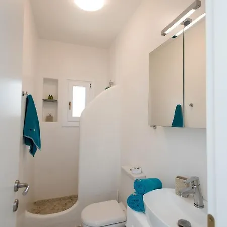 Olive Tree, 2brm With Pool Apartment Mykonos Town