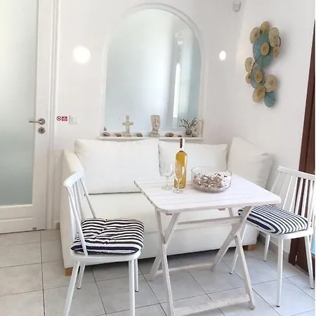 Olive Tree, 2brm With Pool Apartment *