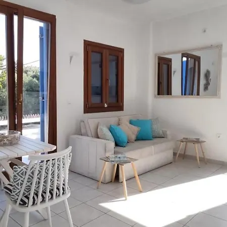 Olive Tree, 2brm With Pool