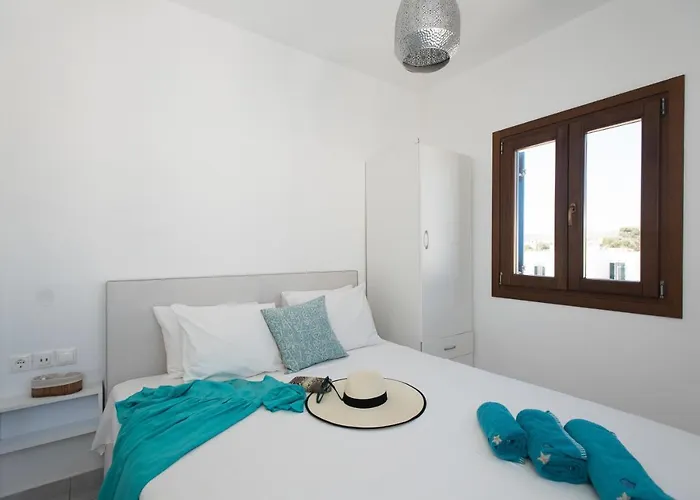 Olive Tree, 2brm With Pool *