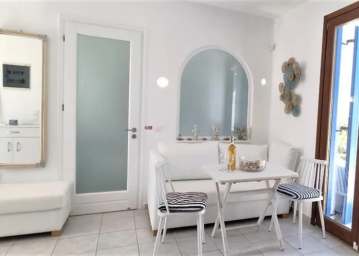 Olive Tree, 2brm With Pool *